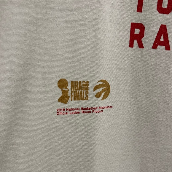 Toronto Raptors Nike Tee - Picture 2 of 4